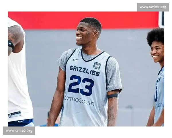 灰熊 11 秀 6 记三分轰 27 分！弗拉格 VJ，最佳新秀悬了